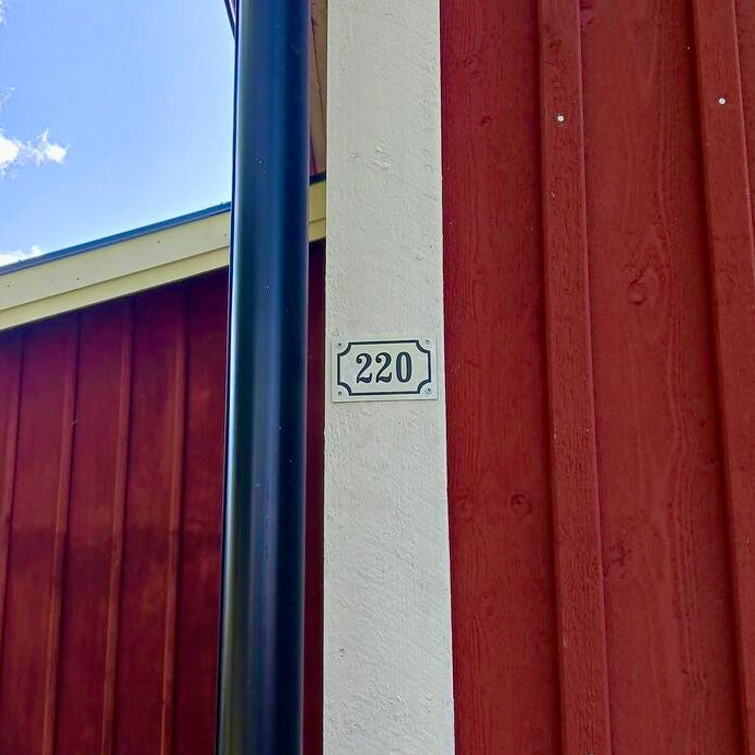 Lägenhetsnummerskylt "Gammaldags" - 110x70mm