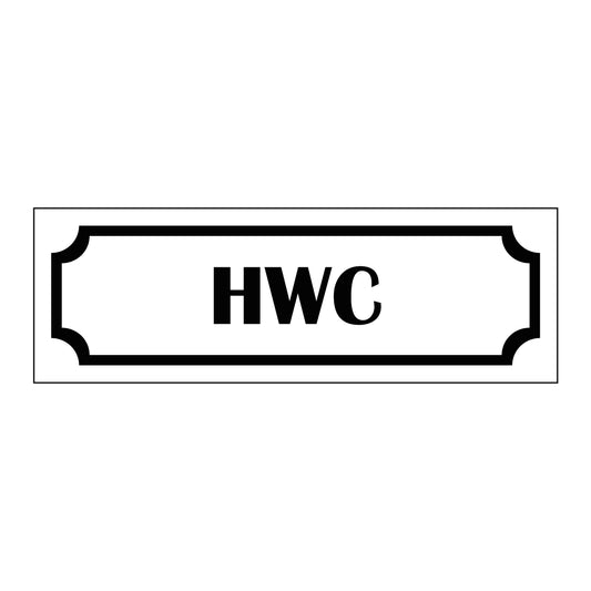 Märkskylt "HWC" i vit färg